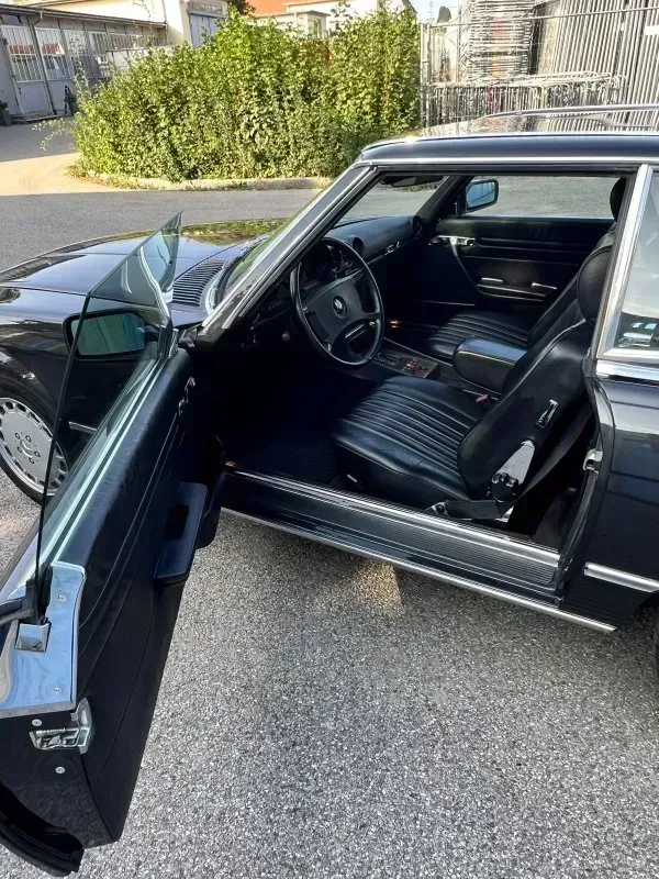 Vehicle photo 45