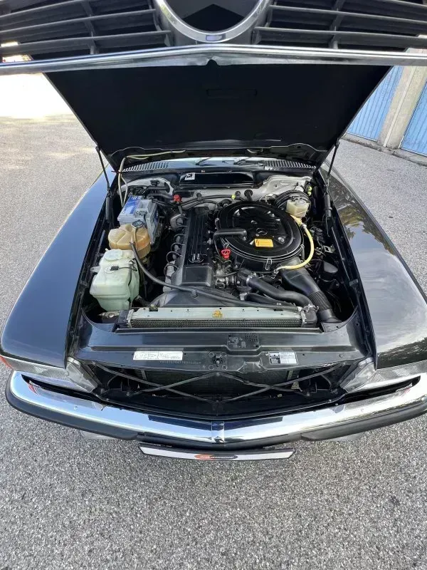 Vehicle photo 49
