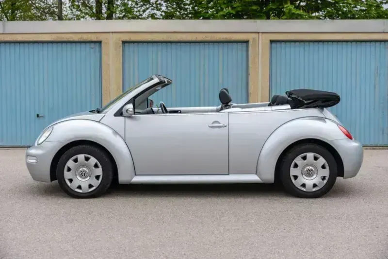 Vehicle photo 5