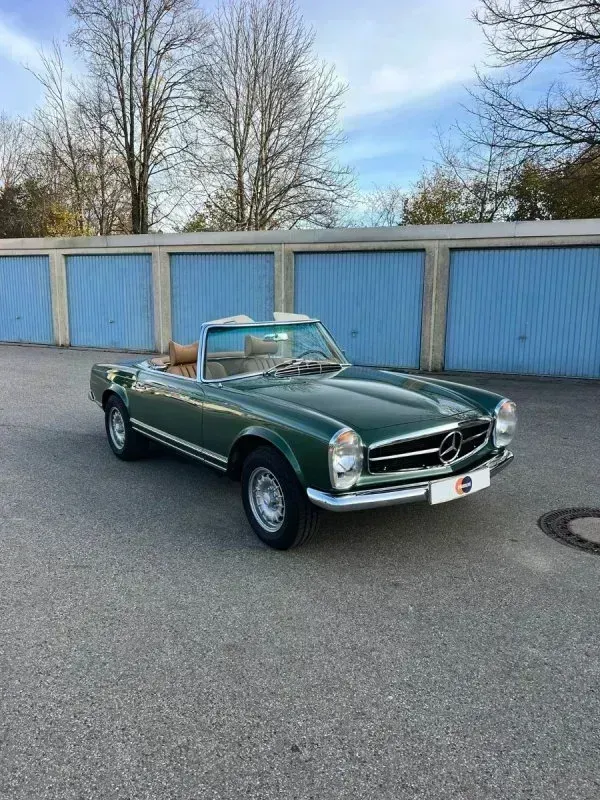 Vehicle photo 5