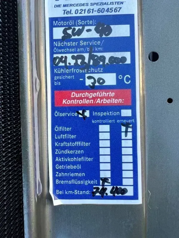 Vehicle photo 36