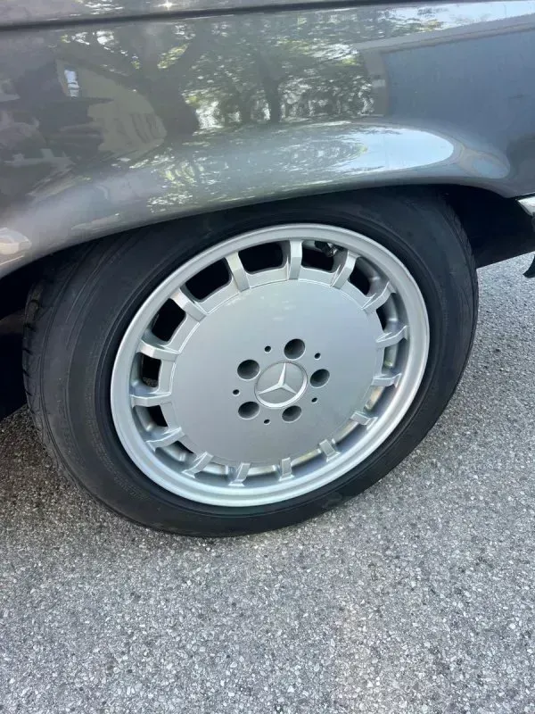 Vehicle photo 39