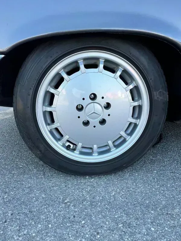Vehicle photo 42