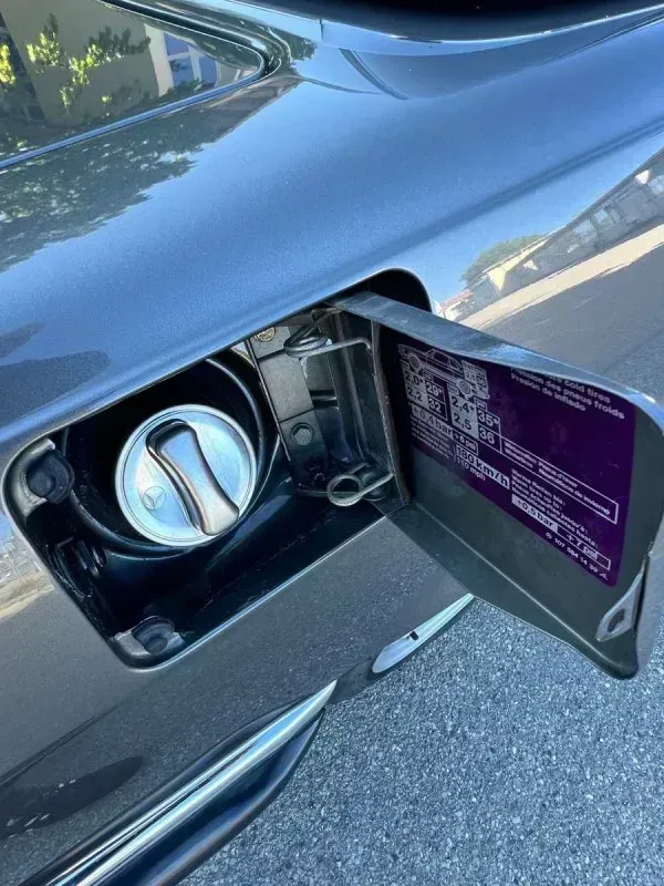 Vehicle photo 43