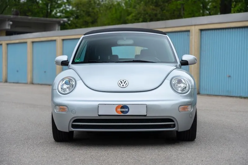 Volkswagen Beetle Cabrio 1.6 Highl. 1.Hd. nur 9568KM Garant Highline