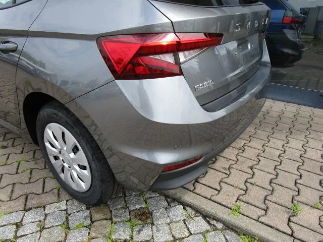 Fahrzeugbild 16