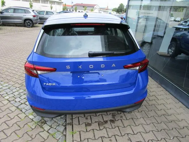 Fahrzeugbild 4