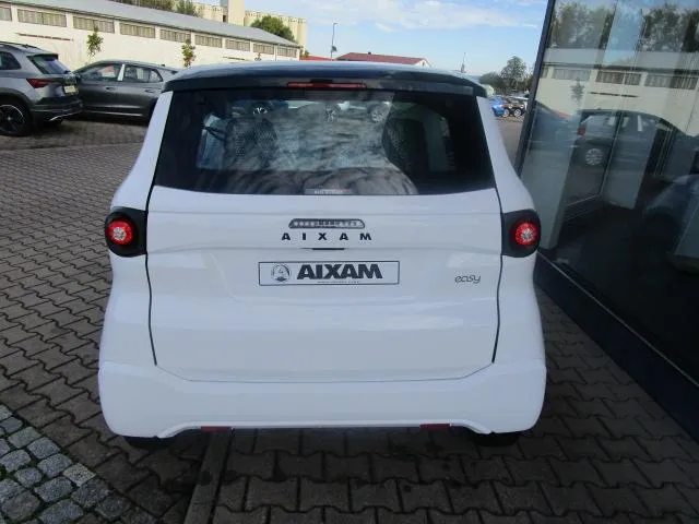 Fahrzeugbild 4